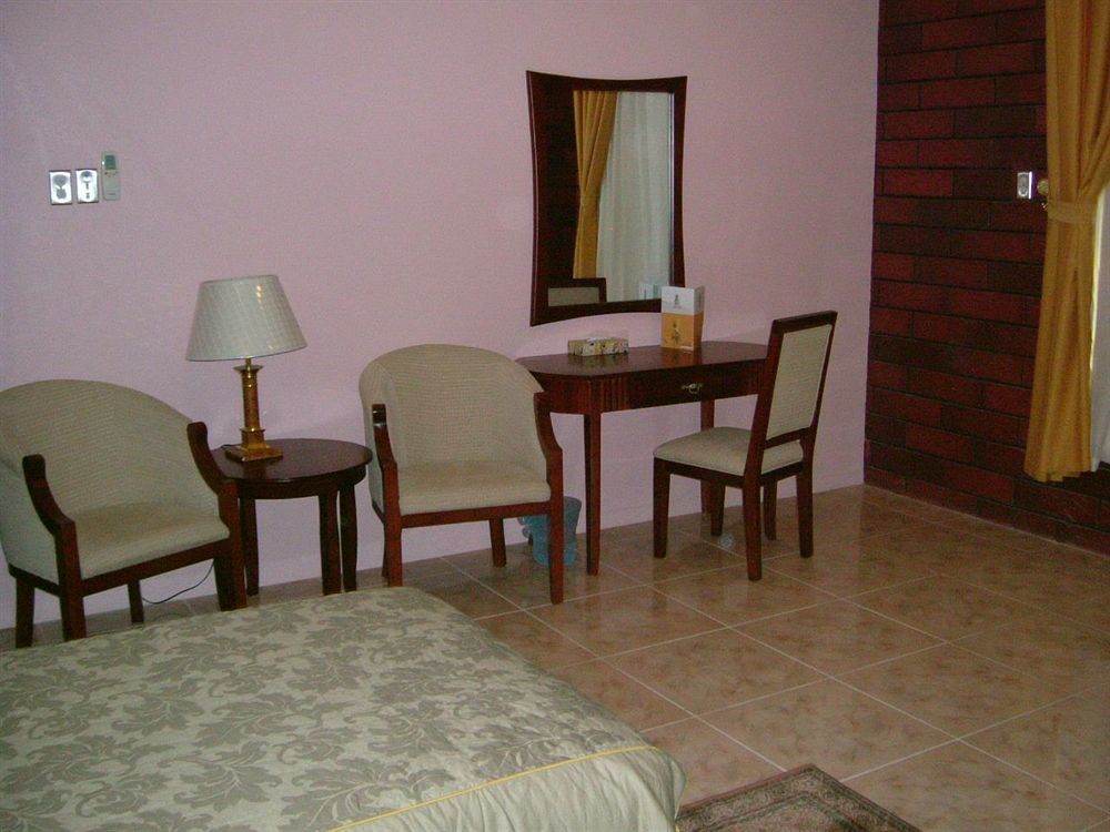 Bilqase Throne Hotel Dammam Exteriör bild